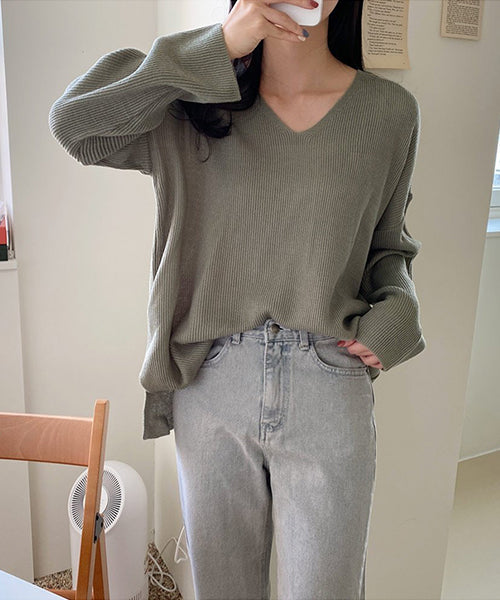 니쥬 브이 넥 스웨터 / Need You V Neck Sweater
